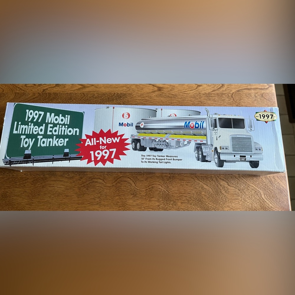 1997 Mobil Limited Edition Toy Tanker - Silver & White